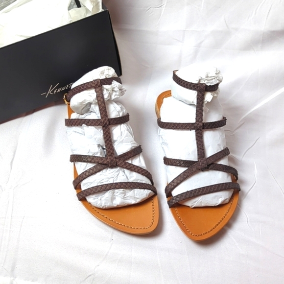 🆕🌿KENNETH COLE NEW YORK GLADIATOR SANDALS🌿 - Picture 15 of 17
